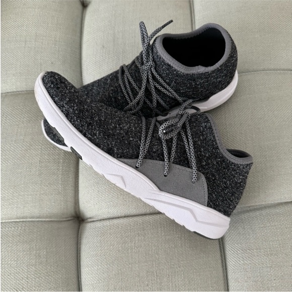 🔥last call! Vessi Cityscape Classic waterproof shoes, ladies size 9 - Picture 2 of 3